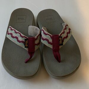 Teva Voya Flip Flops Little Kids Size 1 Beach Sandals Grey - EUC